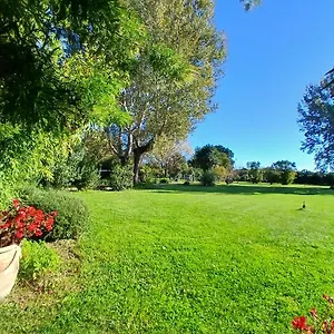 Domaine Du De La Vallée Hébergement de vacances La Roquette-sur-Siagne